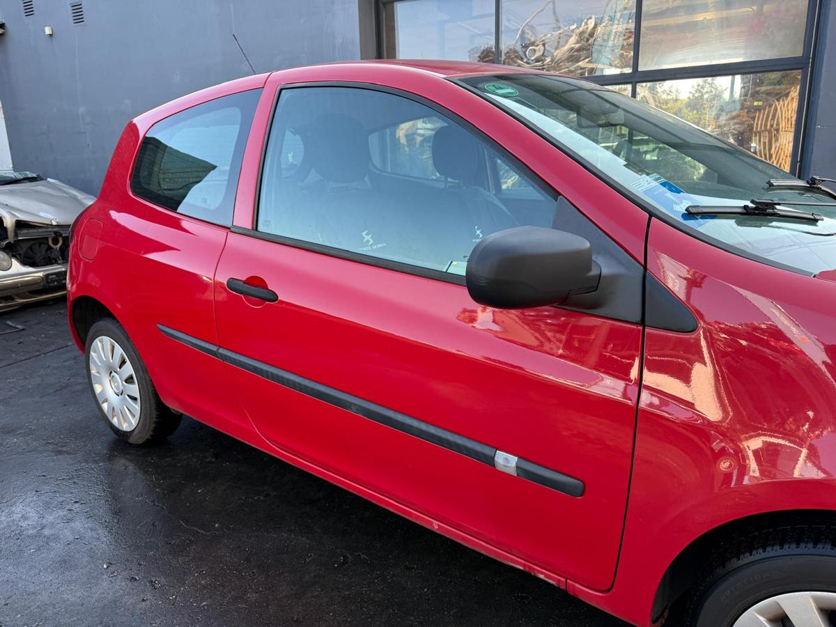 Renault Clio 3 original Tür vorn rechts OV727 Spanischrot 3 Türer Rohbau BJ09